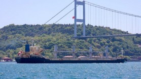 O navă rusească care ar fi transportat 30.000 de tone de cereale furate din Ucraina s-a oprit într-un port din Siria